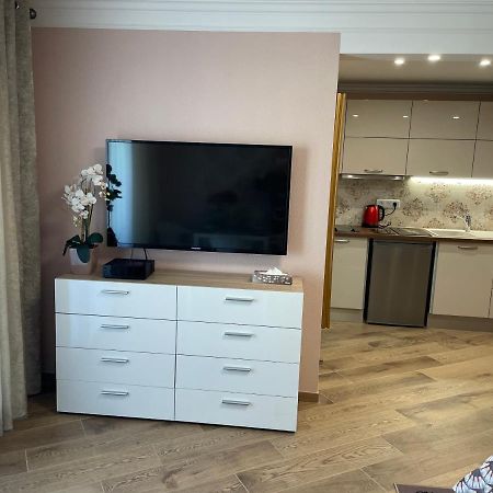 Studio With Swimming Pool 80 Meters Near The Beach Nice Exterior foto